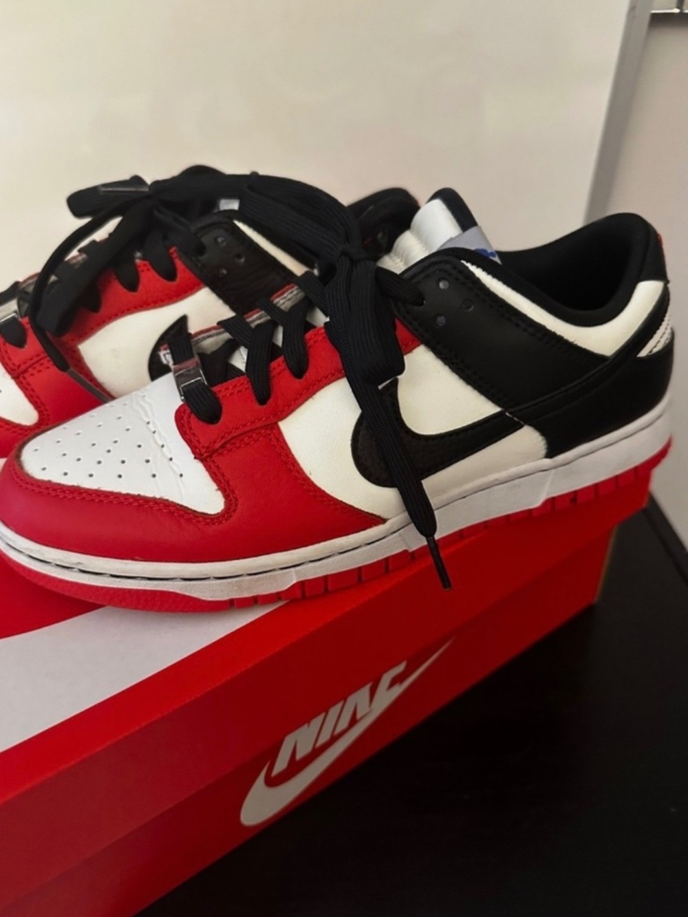 Nike Dunk Low Retro EMB Chicago in US 7.5 Red, white, and black color blocking